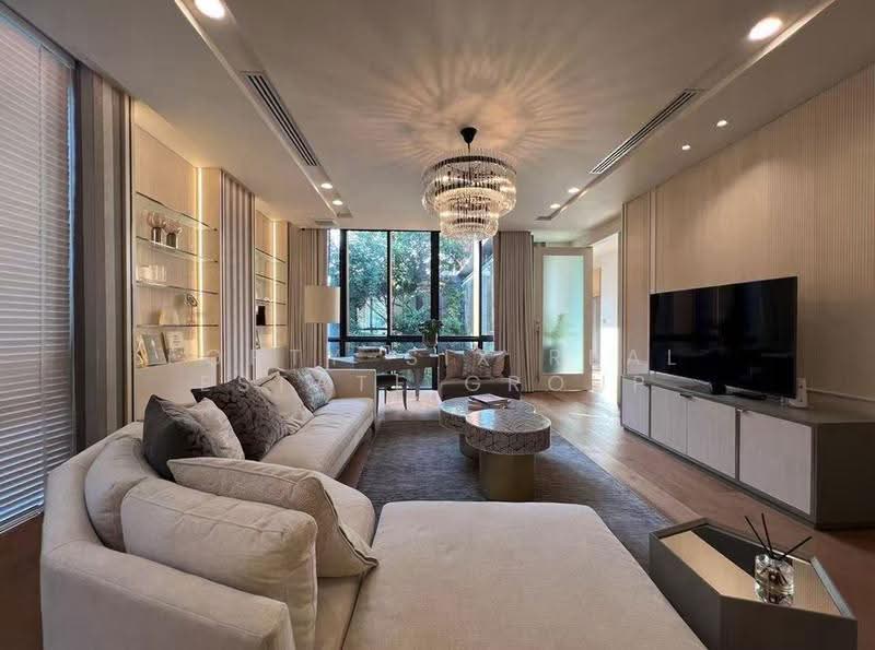 พระราม 9 คฤหาสน์หรู | บ้านเดี่ยว 3 ชั้น | 852 ตร.ม, Bangkok, Huai Khwang, Bangkok, 5 Bedrooms, 853 sqm, Villa For Rent, by Forty-Six Real Estate Group, 500515362 - DDproperty.com