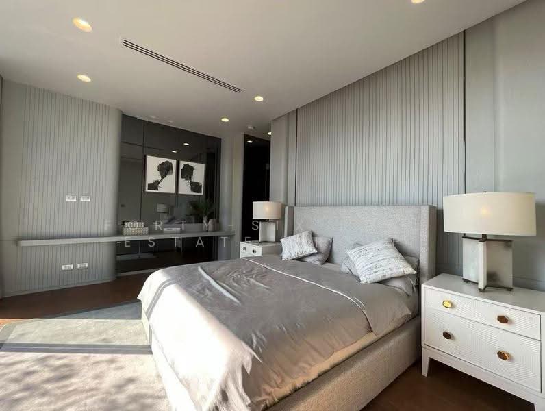 พระราม 9 คฤหาสน์หรู | บ้านเดี่ยว 3 ชั้น | 852 ตร.ม, Bangkok, Huai Khwang, Bangkok, 5 Bedrooms, 853 sqm, Villa For Rent, by Forty-Six Real Estate Group, 500515362 - DDproperty.com