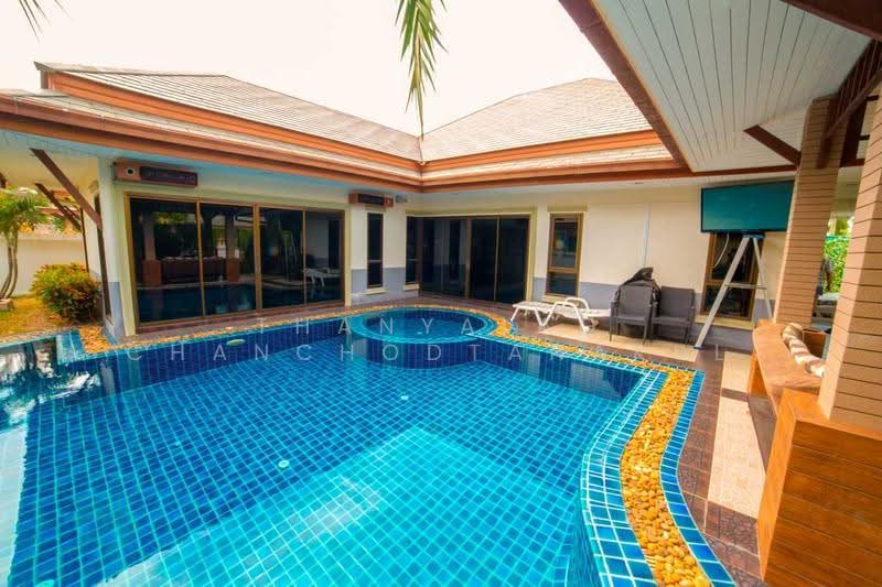 Baan Dusit Pattaya Lake : บ้านดุสิต พัทยา เลค, ชลบุรี, ถนนทางเข้า, ห้วยใหญ่, บางละมุง, ชลบุรี, 180 ตร.ม., บ้านเดี่ยว ขาย, โดย Thanyalag Chanchodtanakul, 500515373 - DDproperty.com