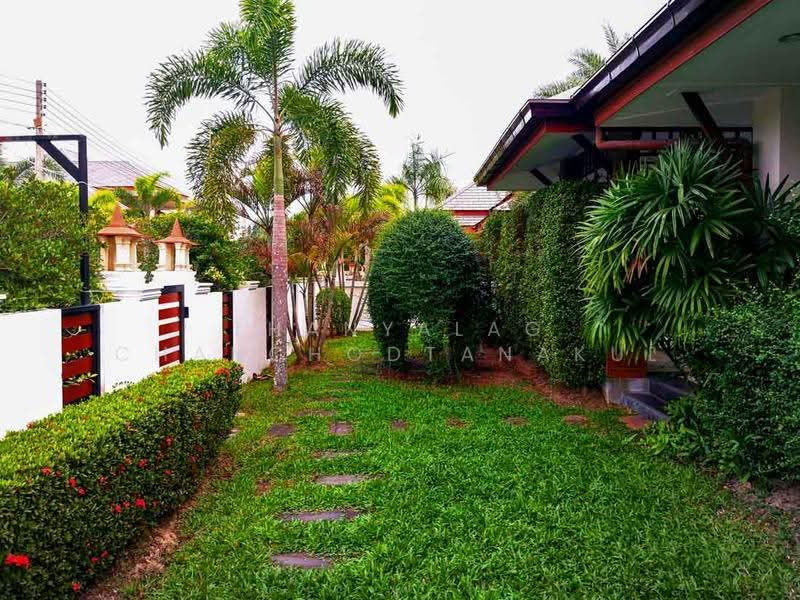 Baan Dusit Pattaya Lake, Chon Buri (Pattaya), Entrance Road, Huai Yai, Bang Lamung (Pattaya), Chon Buri (Pattaya), 3 Bedrooms, 180 sqm, Single Detached House For Sale, by Thanyalag Chanchodtanakul, 500515373 - DDproperty.com