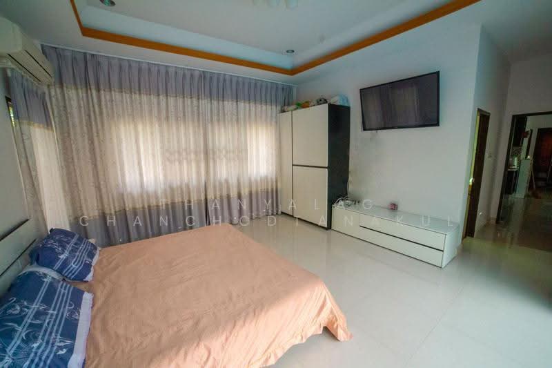 Baan Dusit Pattaya Lake, Chon Buri (Pattaya), Entrance Road, Huai Yai, Bang Lamung (Pattaya), Chon Buri (Pattaya), 3 Bedrooms, 180 sqm, Single Detached House For Sale, by Thanyalag Chanchodtanakul, 500515373 - DDproperty.com