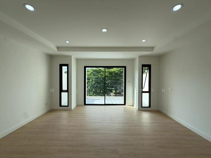 Supalai Park Ville 2 Phaholyothin-Ramintra KM.1, Bangkok, Phaholyothin 48 Road (Intersection 33), Anusaowari, Bang Khen, Bangkok, 4 Bedrooms, 180 sqm, Single Detached House For Sale, by kanthapoom pornngam, 500515382 - DDproperty.com