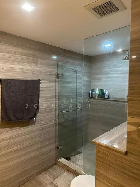 President Park Sukhumvit 24, Bangkok, 99 Sukhumvit 24 Alley, Khlongtoei Nua, Watthana, Bangkok, 3 Bedrooms, 223 sqm, Condo For Sale, by Kitnipat Boonyadhammakul, 500515424 - DDproperty.com