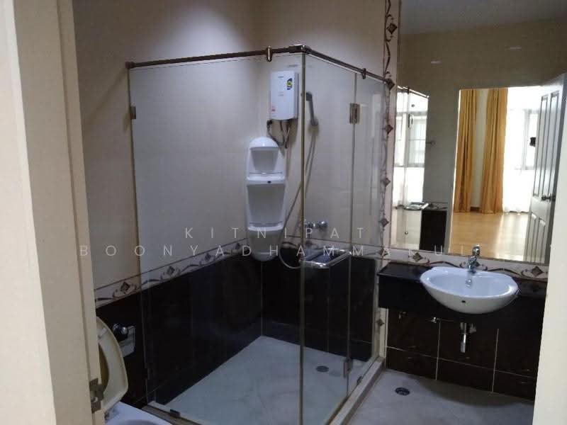 ทาวน์เฮ้าส์ 4-ห้องนอน, กรุงเทพ, บางนาเหนือ, บางนา, กรุงเทพ, 175 ตร.ม., ทาวน์เฮ้าส์ ให้เช่า, โดย Kitnipat Boonyadhammakul, 500515429 - DDproperty.com