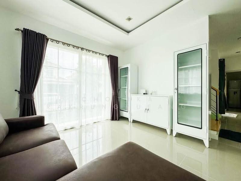 undefined, Bangkok, Khlong Kum, Bueng Kum, Bangkok, 4 Bedrooms, 200 sqm, Single Detached House For Rent, by Chotika Rakrungrueang, 500515438 - DDproperty.com