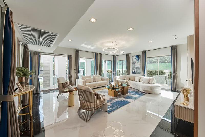 ขายบ้านหรูตกแต่งพร้อมอยู่ ใกล้สนามบินสุวรรณภูมิ ติด Robinson Lifestyle Ladkrabang, Bangkok, Lat Krabang, Bangkok, 4 Bedrooms, 606 sqm, Single Detached House For Sale, by Forty-Six Real Estate Group, 500515442 - DDproperty.com