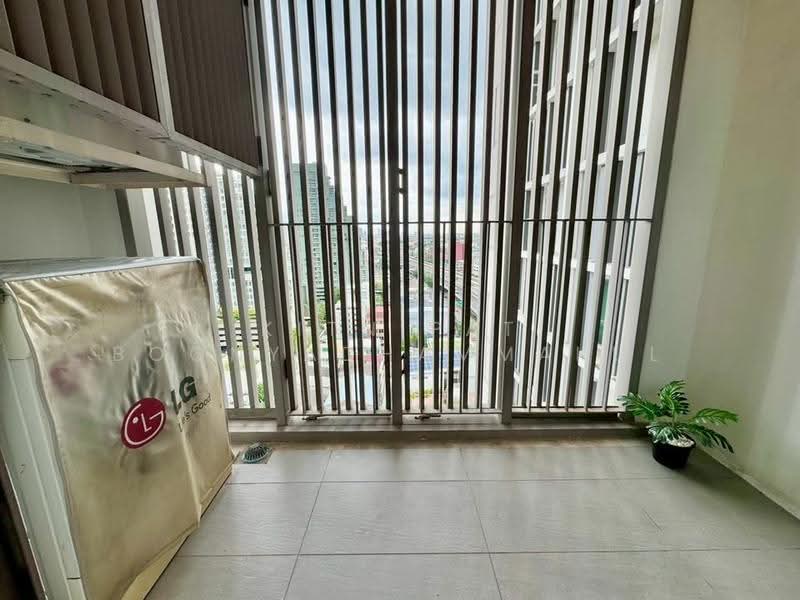 The Room BTS Wongwianyai, Bangkok, 44 KrungThonBuri Road, Khlong Ton Sai, Khlong San, Bangkok, 1 Bedroom, 44 sqm, Condo For Sale, by Kitnipat Boonyadhammakul, 500515490 - DDproperty.com