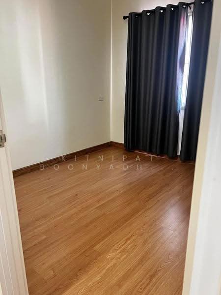 Golden Town Bangna-Kingkaew, Samut Prakan, Soi Kingkaew 31, Rachathewa, Bang Plee, Samut Prakan, 4 Bedrooms, 220 sqm, Townhouse For Sale, by Kitnipat Boonyadhammakul, 500515493 - DDproperty.com