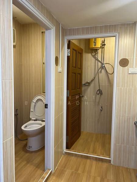 Silom Terrace Condominium, Bangkok, Silom, Bang Rak, Bangkok, 1 Bedroom, 80 sqm, Condo For Rent, by Kitnipat Boonyadhammakul, 500515501 - DDproperty.com
