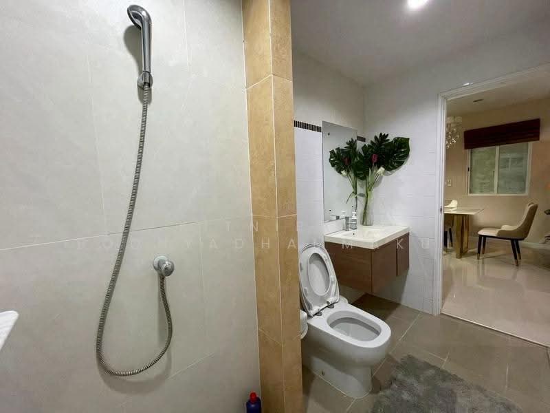 Passorn Prestige Pattanakarn 38, Bangkok, Soi Phatthanakan 38, Suan Luang, Bangkok, 3 Bedrooms, 215 sqm, Single Detached House For Rent, by Kitnipat Boonyadhammakul, 500515504 - DDproperty.com