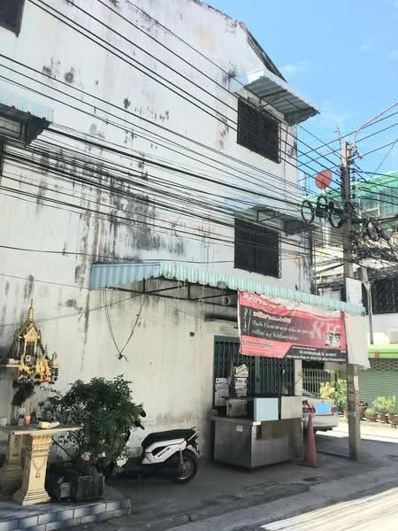 4-BR Townhouse, Bangkok, Bang Sue, Bangkok, 4 Bedrooms, 220 sqm, Townhouse For Sale, by Kitnipat Boonyadhammakul, 500515521 - DDproperty.com