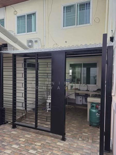 4-BR Townhouse, Bangkok, Lat Phrao, Bangkok, 4 Bedrooms, 325 sqm, Townhouse For Sale, by Kitnipat Boonyadhammakul, 500515538 - DDproperty.com