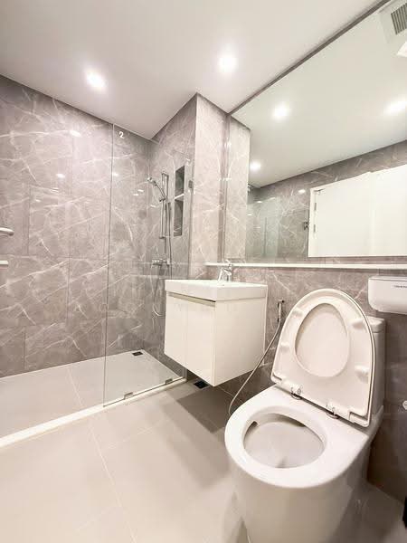 Mazarine Ratchayothin, Bangkok, Soi Phahonyothin 30, Phahonyothin Road, Chan Kasem, Chatuchak, Bangkok, 1 Bedroom, 42 sqm, Condo For Rent, by Kitnipat Boonyadhammakul, 500515571 - DDproperty.com