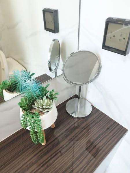 Noble BE19 Sukhumvit, Bangkok, 89 Sukhumvit 19 Alley, Khlong Tan Nua, Watthana, Bangkok, 1 Bedroom, 50 sqm, Condo For Rent, by Kitnipat Boonyadhammakul, 500515576 - DDproperty.com
