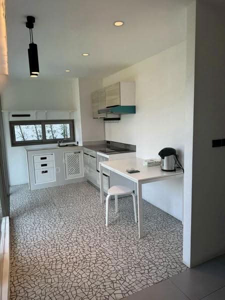 LUXE 35 Ratchada-Ladprao, Bangkok, Soi Lat Phrao 35, Lat Phrao Road, Chan Kasem, Chatuchak, Bangkok, 3 Bedrooms, 400 sqm, Townhouse For Rent, by Kitnipat Boonyadhammakul, 500515583 - DDproperty.com