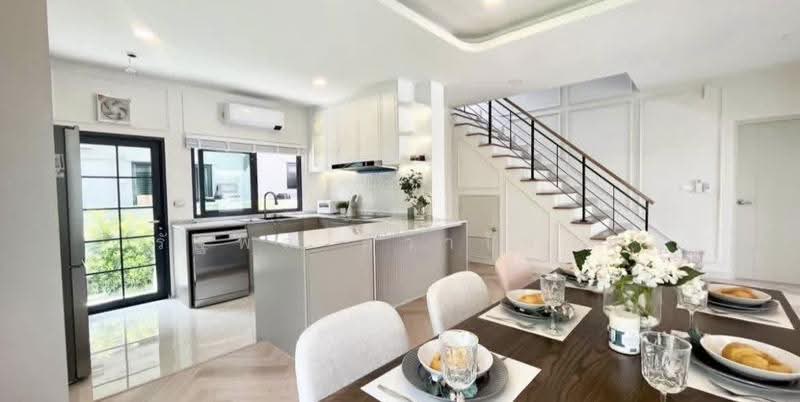 Centro Bangna, Samut Prakan, 111 Soi 3, Bang Kaeo, Bang Plee, Samut Prakan, 4 Bedrooms, 280 sqm, Single Detached House For Rent, by Rattapon Sivamok, 500515603 - DDproperty.com