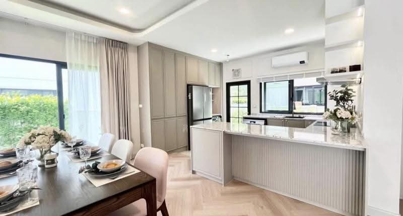 Centro Bangna, Samut Prakan, 111 Soi 3, Bang Kaeo, Bang Plee, Samut Prakan, 4 Bedrooms, 280 sqm, Single Detached House For Rent, by Rattapon Sivamok, 500515603 - DDproperty.com