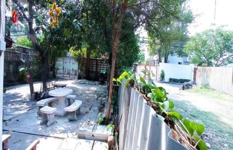 บ้าน 3-ห้องนอน, กรุงเทพ, สามเสนนอก, ห้วยขวาง, กรุงเทพ, 240 ตร.ม., บ้านเดี่ยว ขาย, โดย Kitnipat Boonyadhammakul, 500515609 - DDproperty.com