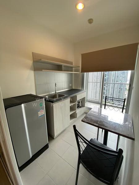 Aspire Sathorn-Thapra, Bangkok, 359 Ratchaphruek Road, Bukkalo, Thon Buri, Bangkok, 1 Bedroom, 31 sqm, Condo For Rent, by Waiyawut Kwanmongkhol, 500515672 - DDproperty.com