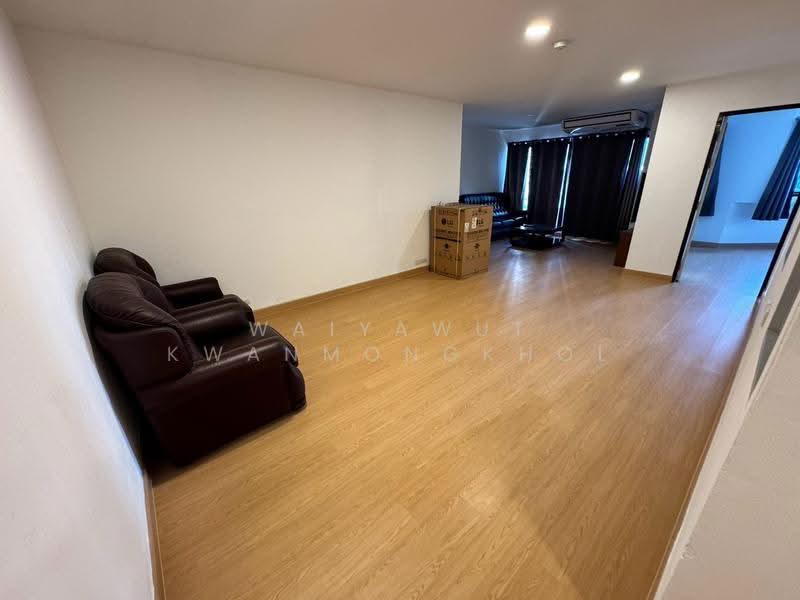 Sukhumvit Park, Bangkok, 27 Soi Sukhumvit 10, Khlong Toei, Bangkok, 3 Bedrooms, 100 sqm, Condo For Rent, by Waiyawut Kwanmongkhol, 500515679 - DDproperty.com