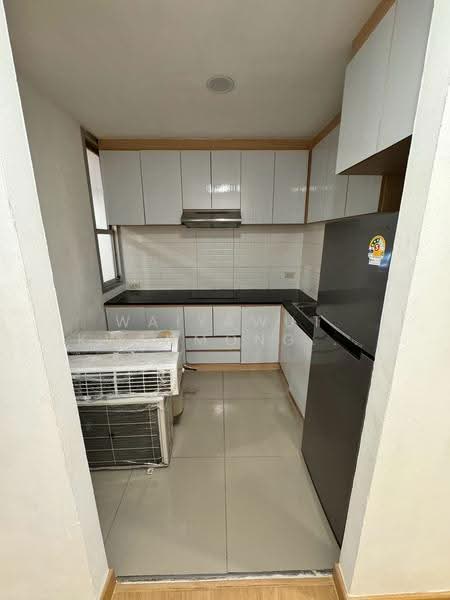 Sukhumvit Park, Bangkok, 27 Soi Sukhumvit 10, Khlong Toei, Bangkok, 3 Bedrooms, 100 sqm, Condo For Rent, by Waiyawut Kwanmongkhol, 500515679 - DDproperty.com