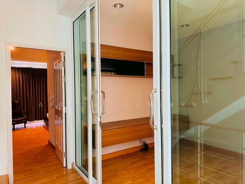 Baan Klang Muang Urbanion Kaset - Nawamin 2, Bangkok, Lat Pla Khao Road, Anusaowari, Bang Khen, Bangkok, 3 Bedrooms, 170 sqm, Townhouse For Sale, by Airada Parasarn, 500515686 - DDproperty.com