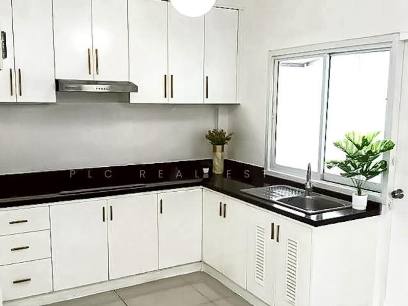 Stylish House for Sale East Pattaya 3 Bedrooms Fully Furnished, Chon Buri (Pattaya), Nong Pru, Bang Lamung (Pattaya), Chon Buri (Pattaya), 3 Bedrooms, 150 sqm, Single Detached House For Sale, by PLC real estate, 500515718 - DDproperty.com