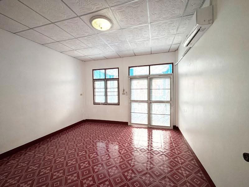 โกลด์แลนด์ ประชาอุทิศ-คู่สร้าง, Samut Prakan, Nai Khlong Bang Pla Kot, Phra Samut Jadee, Samut Prakan, 2 Bedrooms, 100 sqm, Townhouse For Sale, by The Best Property ตั้ม, 500515721 - DDproperty.com