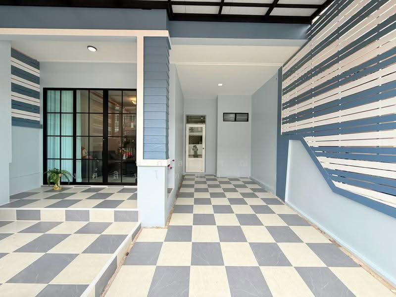 หมู่บ้านรื่นฤดี5 ถนนหทัยราษฎร์ คลองสามวา, Bangkok, หทัยราษฎร์, Bang Chun, Khlong Sam Wa, Bangkok, 4 Bedrooms, 88 sqm, Townhouse For Sale, by นภัสศรณ์ วงศ์สินไทยกร (นันท์), 500515740 - DDproperty.com