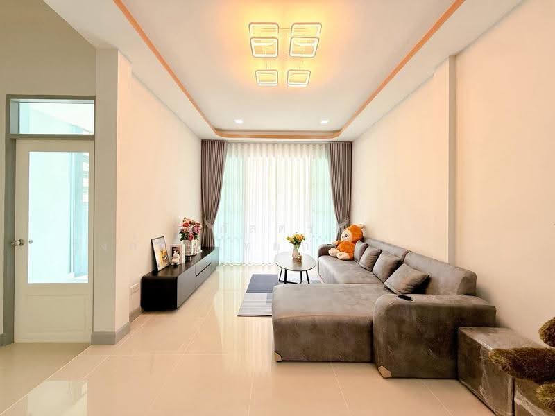 หมู่บ้านรื่นฤดี5 ถนนหทัยราษฎร์ คลองสามวา, Bangkok, หทัยราษฎร์, Bang Chun, Khlong Sam Wa, Bangkok, 4 Bedrooms, 88 sqm, Townhouse For Sale, by นภัสศรณ์ วงศ์สินไทยกร (นันท์), 500515740 - DDproperty.com