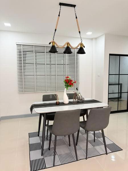 หมู่บ้านรื่นฤดี5 ถนนหทัยราษฎร์ คลองสามวา, Bangkok, หทัยราษฎร์, Bang Chun, Khlong Sam Wa, Bangkok, 4 Bedrooms, 88 sqm, Townhouse For Sale, by นภัสศรณ์ วงศ์สินไทยกร (นันท์), 500515740 - DDproperty.com