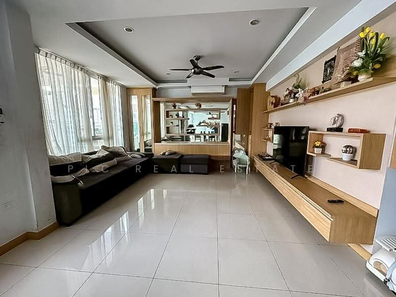 Premium 5 Bedroom Pool Villa for Sale Thepprasit 2 Storey, chon-buri, Nong Pru, Bang Lamung (Pattaya), Chon Buri (Pattaya), 5 Bedrooms, 280 sqm, Villa For Sale, by PLC real estate, 500515753 - DDproperty.com