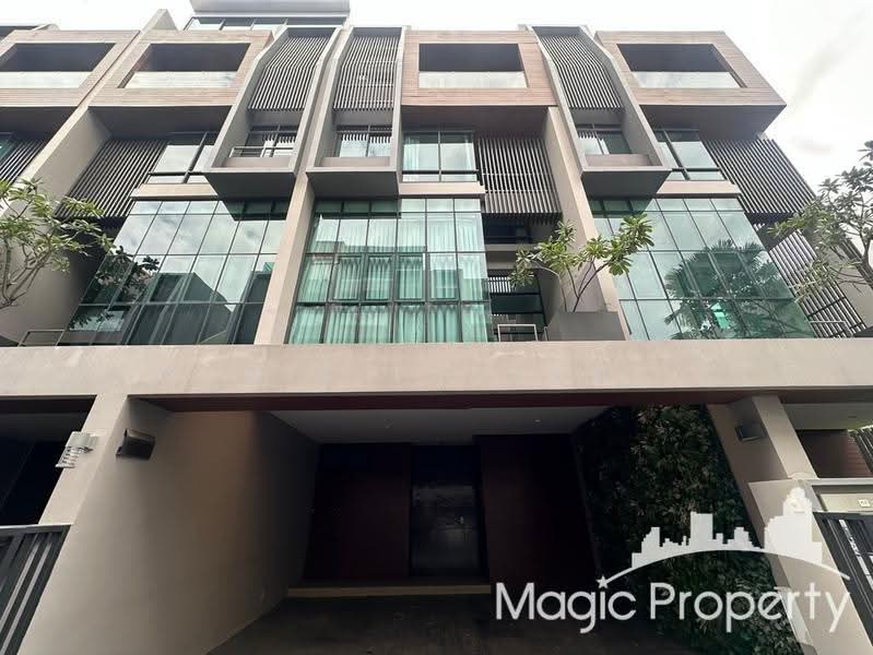 The Park Lane 22, Bangkok, 42 Soi Pridi Banomyong 45, Khlong Tan Nua, Watthana, Bangkok, 3 Bedrooms, 300 sqm, Townhouse For Rent, by Magic Property, 500515779 - DDproperty.com