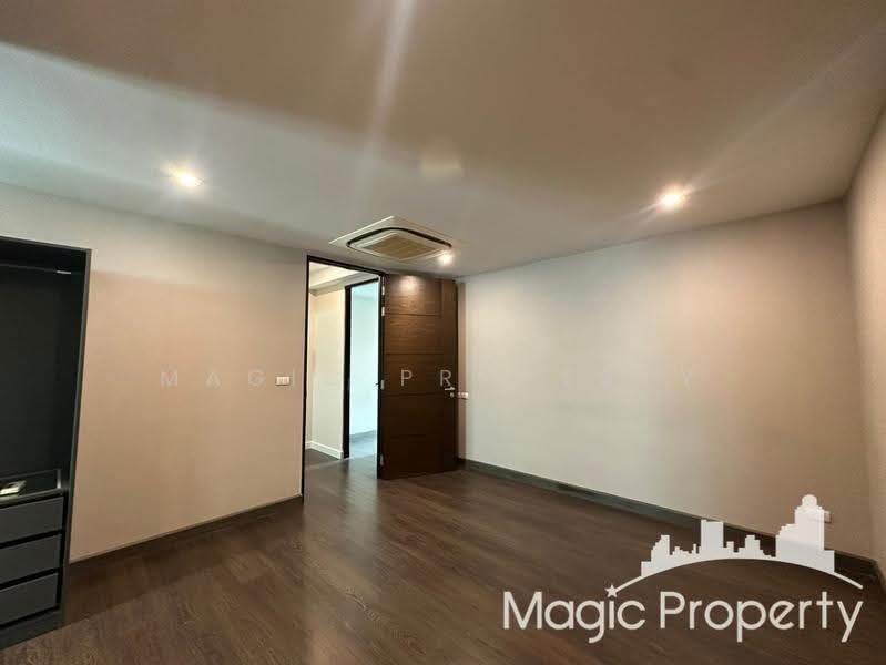 The Park Lane 22, Bangkok, 42 Soi Pridi Banomyong 45, Khlong Tan Nua, Watthana, Bangkok, 3 Bedrooms, 300 sqm, Townhouse For Rent, by Magic Property, 500515779 - DDproperty.com