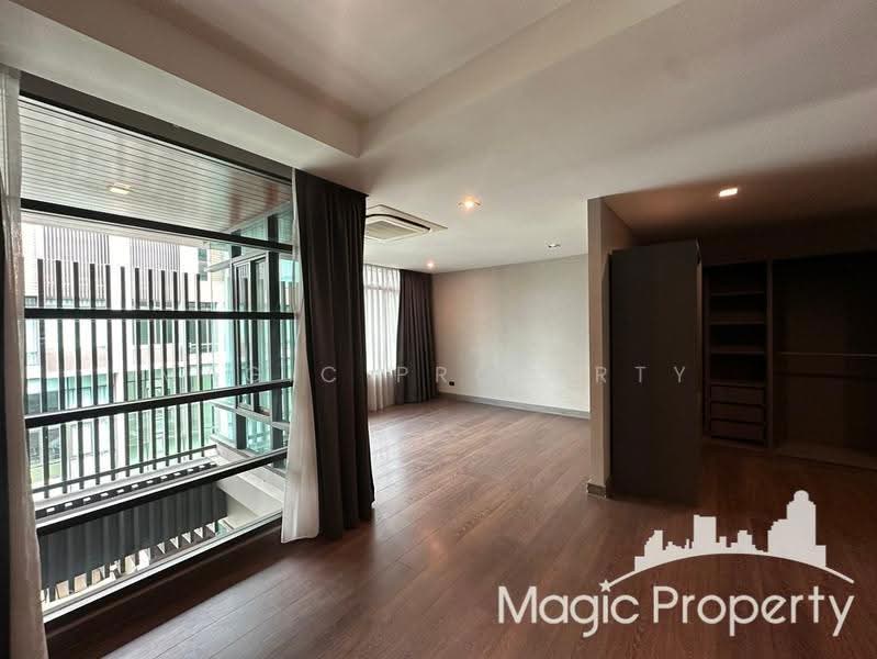 The Park Lane 22, Bangkok, 42 Soi Pridi Banomyong 45, Khlong Tan Nua, Watthana, Bangkok, 3 Bedrooms, 300 sqm, Townhouse For Rent, by Magic Property, 500515779 - DDproperty.com