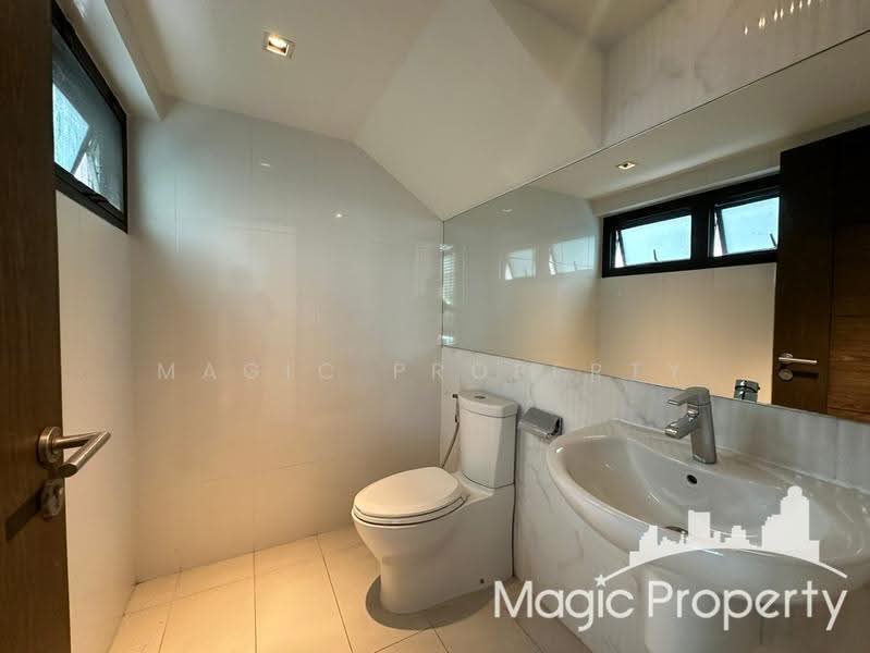 The Park Lane 22, Bangkok, 42 Soi Pridi Banomyong 45, Khlong Tan Nua, Watthana, Bangkok, 3 Bedrooms, 300 sqm, Townhouse For Rent, by Magic Property, 500515779 - DDproperty.com