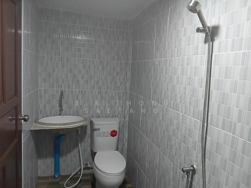 Warehouse with office 60 sq.wa, Soi Kosum Ruamjai 25, Don Mueang, near Don Mueang Airport, Bangkok, โกสุมรวมใจ 25, Don Mueang, Don Mueang, Bangkok, , 240 sqm, Warehouse/Factory For Rent, by Sirithong Saetang, 500515781 - DDproperty.com