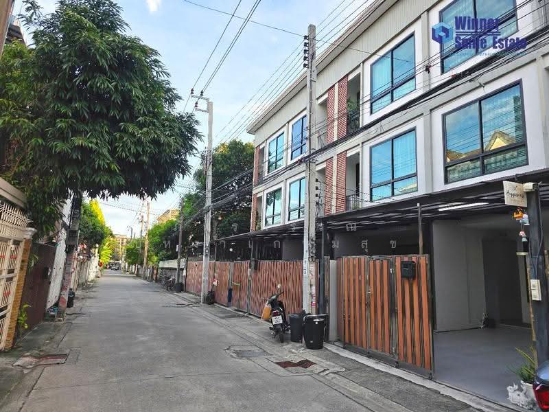 ทาวน์โฮม 3 ชั้น ซ. ปุณณวิถี 29, Bangkok, Bang Chak, Phra Khanong, Bangkok, 4 Bedrooms, 200 sqm, Townhouse For Rent, by ภัทรพรรณ บุหงาเกษมสุข, 500515828 - DDproperty.com
