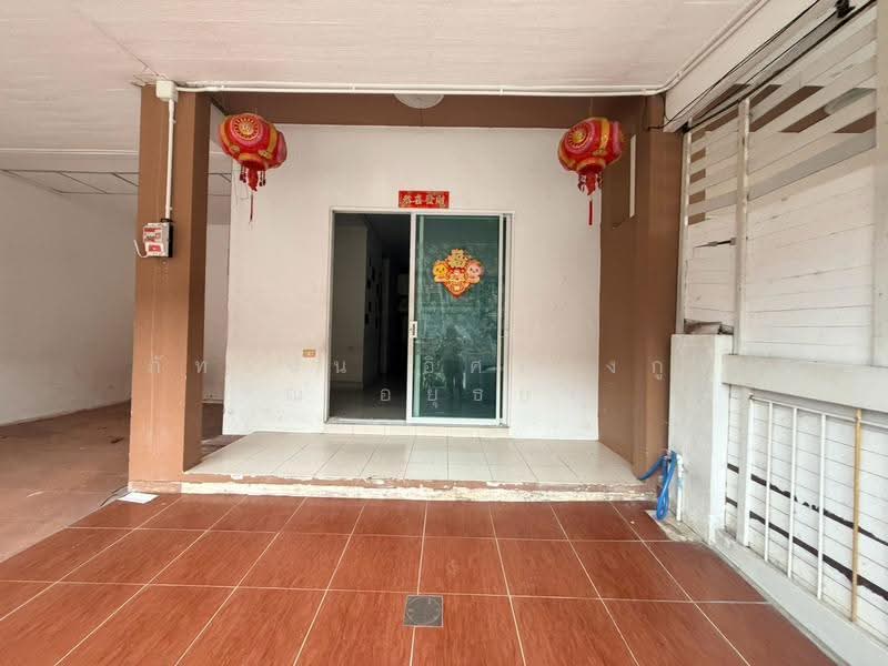 I Leaf Town Lumlukka Klong 3, Pathum Thani, Lam Luk Ka, Pathum Thani, 4 Bedrooms, 88 sqm, Townhouse For Sale, by ภัทรนัน อิศรางกูร ณ อยุธยา, 500515857 - DDproperty.com