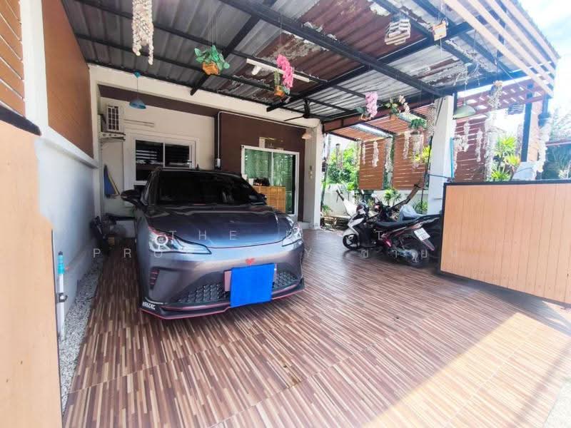 แสนมณี 6,8,9 บ้านเก่า (Sanmanee 6,8,9 Ban Kao), Chon Buri (Pattaya), Ban Khao, Phan Thong, Chon Buri (Pattaya), 2 Bedrooms, 100 sqm, Townhouse For Sale, by The Best Property ซายน์, 500515878 - DDproperty.com