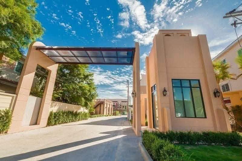 ให้เช่าทาวน์โฮม 3 ชั้น ม.วิลล่า มาร็อค บางแสน ชลบุรี, Chon Buri (Pattaya), Ban Pik, Muang Chon Buri, Chon Buri (Pattaya), 3 Bedrooms, 200 sqm, Townhouse For Rent, by Dusit Saengfa, 500515883 - DDproperty.com