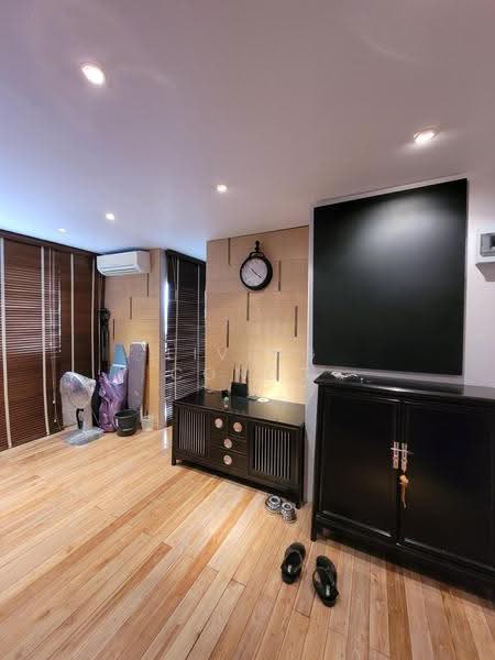 Lumpini Condo Town Nida-Sereethai 2 : ลุมพินี คอนโดทาวน์ นิด้า เสรีไทย 2, กรุงเทพ, เสรีไทย, คลองกุ่ม, บึงกุ่ม, กรุงเทพ, 45 ตร.ม., คอนโด ให้เช่า, โดย Living Condo, 500515884 - DDproperty.com