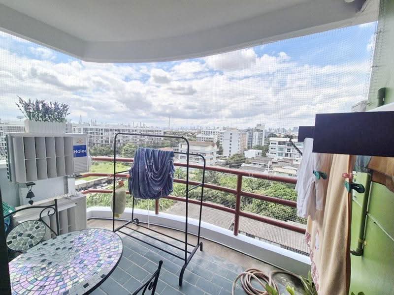 The Living Tower, Bangkok, Bang Chak, Phra Khanong, Bangkok, 2 Bedrooms, 62 sqm, Condo For Rent, by Napassorn Chankamnoed, 500515885 - DDproperty.com