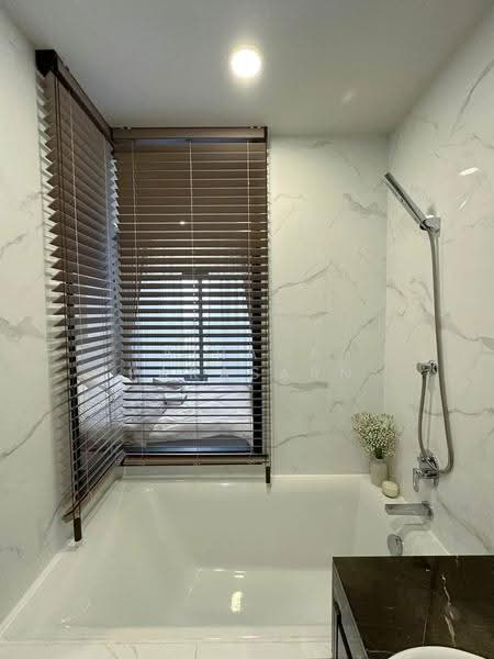 Cloud Thonglor-Phetchaburi, Bangkok, 1986 New Petchaburi Road, Bang Kapi, Huai Khwang, Bangkok, 1 Bedroom, 32 sqm, Condo For Rent, by Airada Parasarn, 500515895 - DDproperty.com
