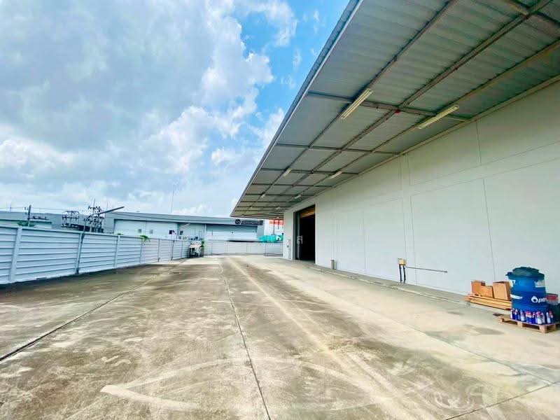 ขายโรงงานพร้อมที่ดิน ผังม่วง หนองขาม ศรีราชา, ชลบุรี, สุรศักดิ์, ศรีราชา, ชลบุรี, 4,000 ตร.ม., โกดัง-โรงงาน ขาย, โดย ดุสิต แสงฟ้า, 500515908 - DDproperty.com