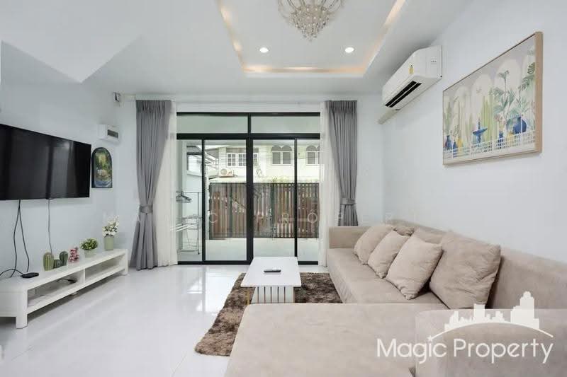 Townhouse in Pracharat Bamphen 17 for Sale, Bangkok, Samsen Nok, Huai Khwang, Bangkok, 4 Bedrooms, 270 sqm, Townhouse For Sale, by Magic Property, 500515931 - DDproperty.com