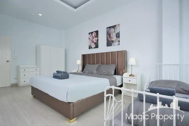 Townhouse in Pracharat Bamphen 17 for Sale, Bangkok, Samsen Nok, Huai Khwang, Bangkok, 4 Bedrooms, 270 sqm, Townhouse For Sale, by Magic Property, 500515931 - DDproperty.com
