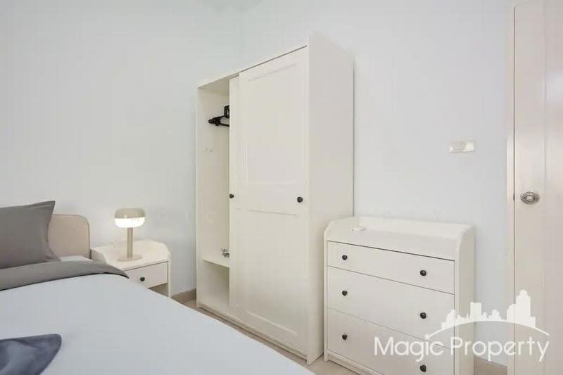 Townhouse in Pracharat Bamphen 17 for Sale, Bangkok, Samsen Nok, Huai Khwang, Bangkok, 4 Bedrooms, 270 sqm, Townhouse For Sale, by Magic Property, 500515931 - DDproperty.com