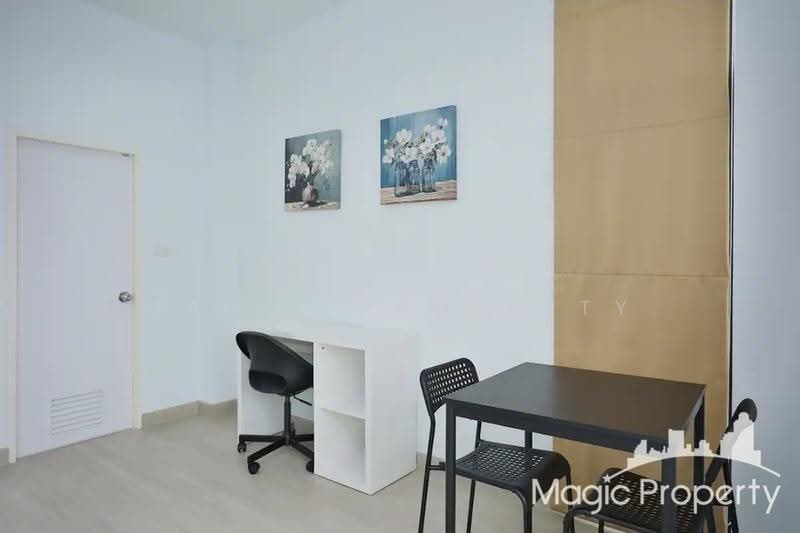 Townhouse in Pracharat Bamphen 17 for Sale, Bangkok, Samsen Nok, Huai Khwang, Bangkok, 4 Bedrooms, 270 sqm, Townhouse For Sale, by Magic Property, 500515931 - DDproperty.com