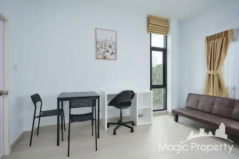 Townhouse in Pracharat Bamphen 17 for Sale, Bangkok, Samsen Nok, Huai Khwang, Bangkok, 4 Bedrooms, 270 sqm, Townhouse For Sale, by Magic Property, 500515931 - DDproperty.com